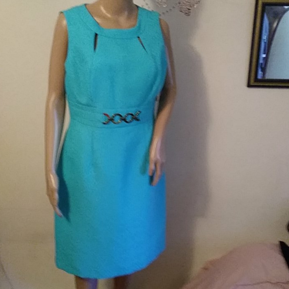 Turquoise Tahari-Levine dress.
